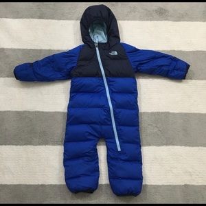 NORTH FACE INFANT LIL’ SNUGGLER DOWN SUIT